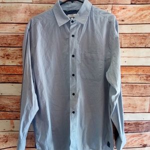3 for 15$ Old Navy long sleeve button down shirt